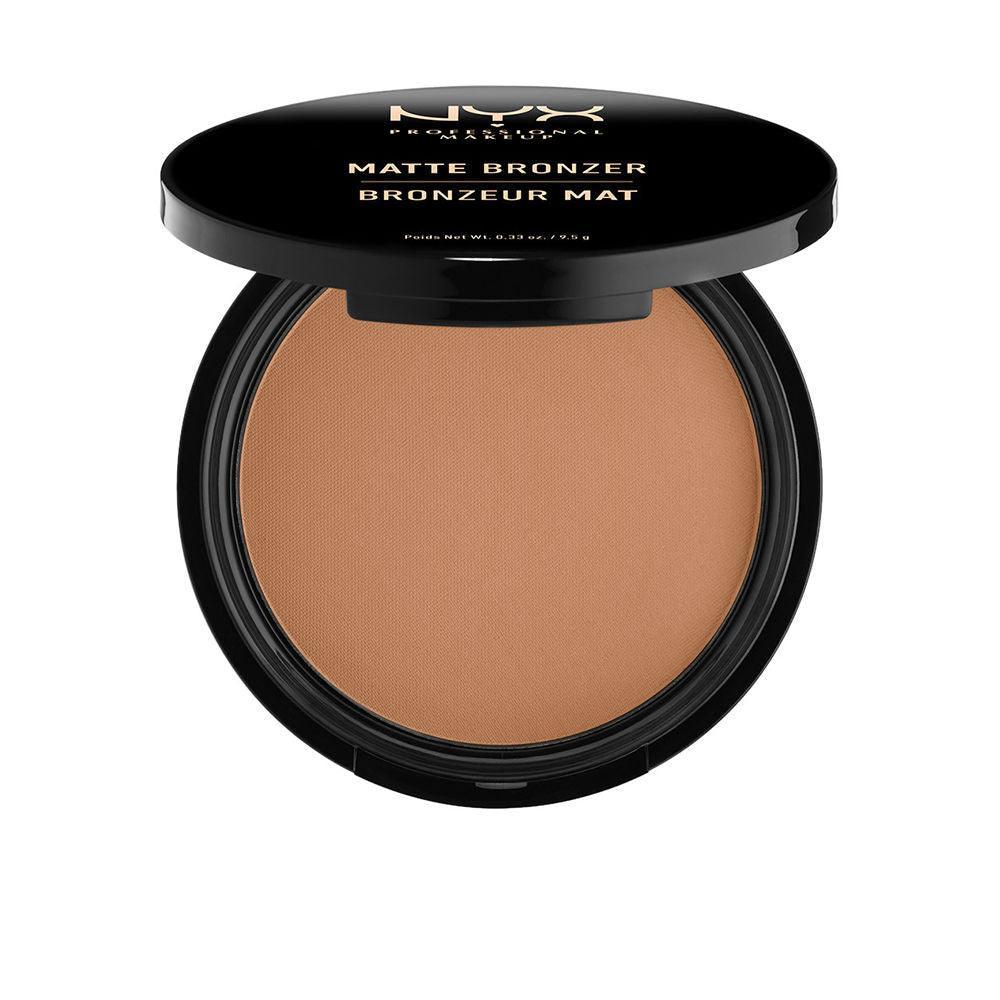 NYX PROFESSIONAL MAKE UP MATTE BRONZER in medium , Makeup by NYX PROFESSIONAL MAKE UP. Merkmale: . Verfügbar bei ParfümReich.