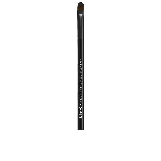 NYX PROFESSIONAL MAKE UP Pro Flat Detail Brush in , Makeup by NYX PROFESSIONAL MAKE UP. Merkmale: . Verfügbar bei ParfümReich.