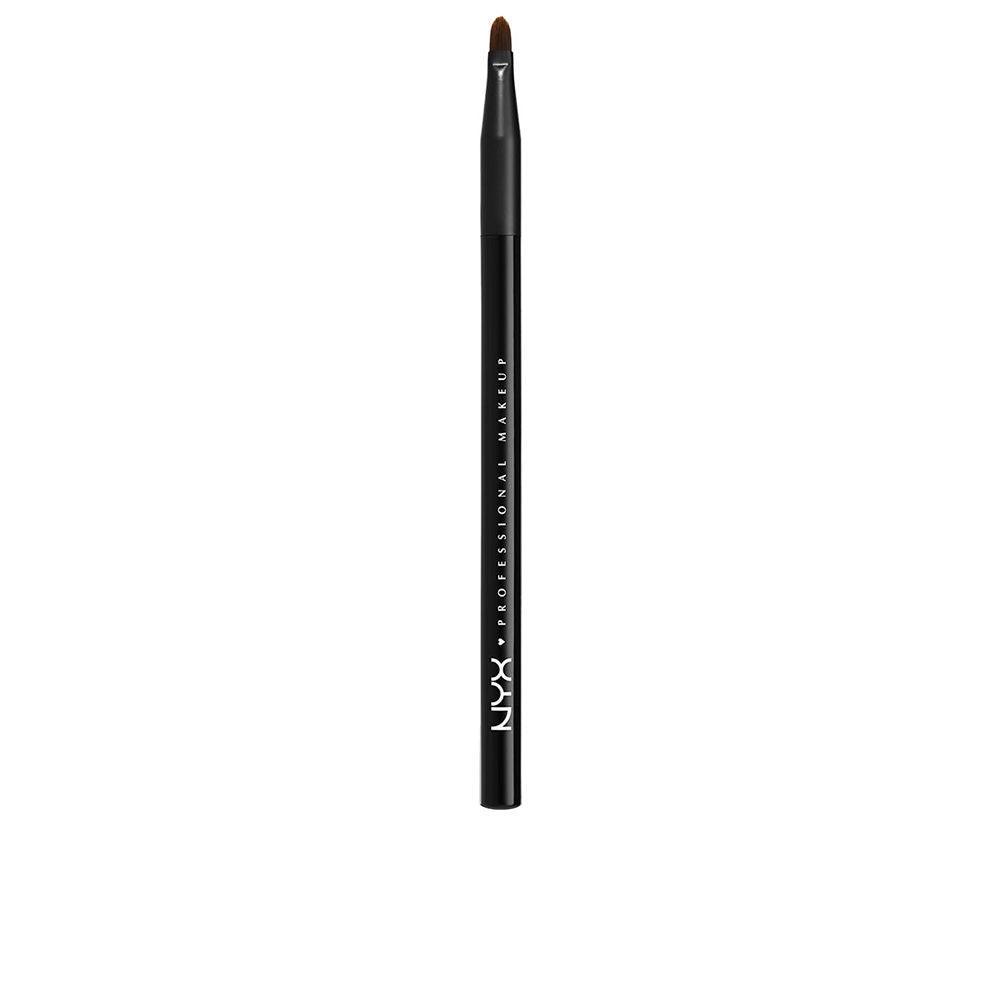 NYX PROFESSIONAL MAKE UP PRO POWDER brush in 20 , Makeup by NYX PROFESSIONAL MAKE UP. Merkmale: . Verfügbar bei ParfümReich.