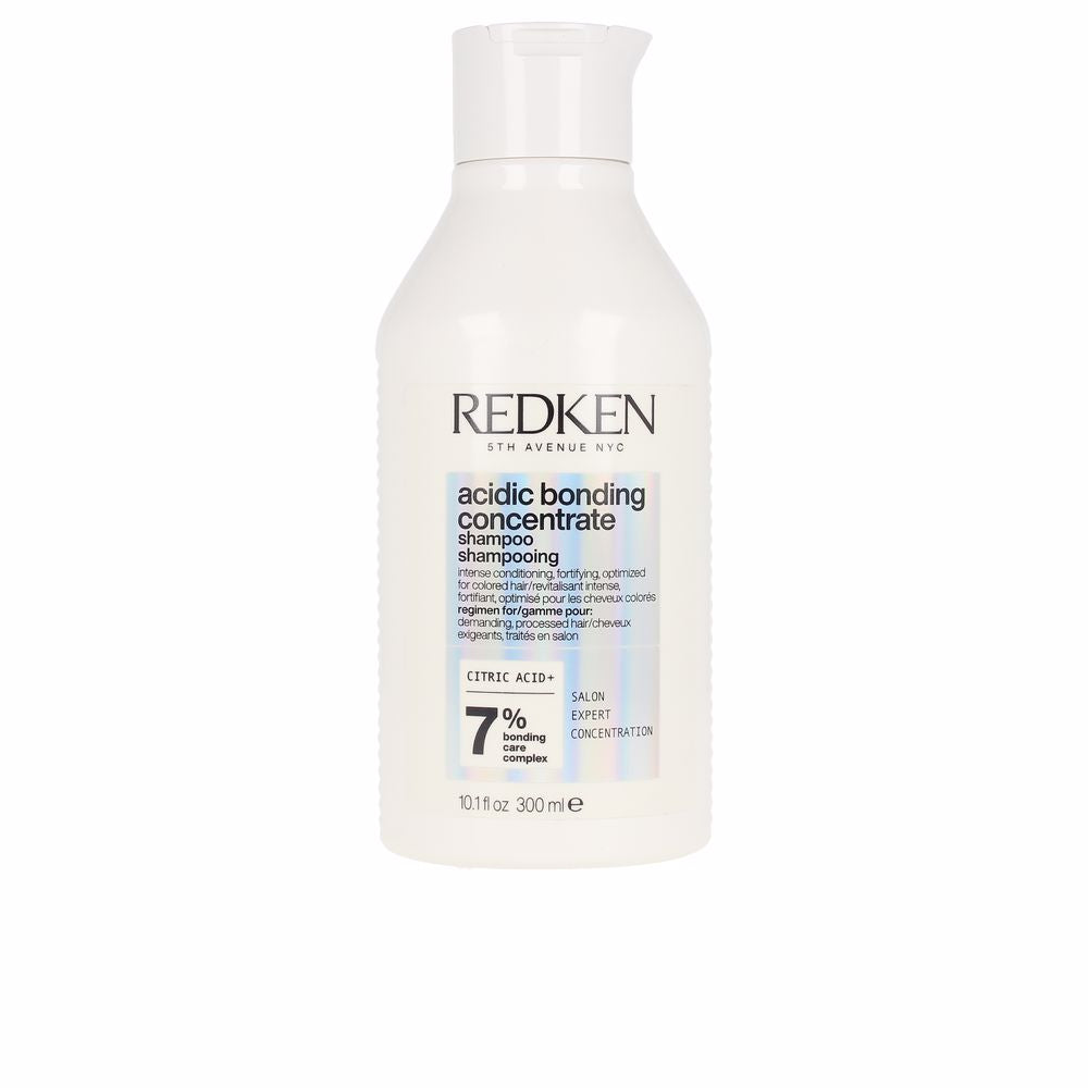 REDKEN ACIDIC BONDING CONCENTRATE Professional sulfate-free shampoo for damaged hair in 300 ml , Hair by REDKEN. Merkmale: . Verfügbar bei ParfümReich.