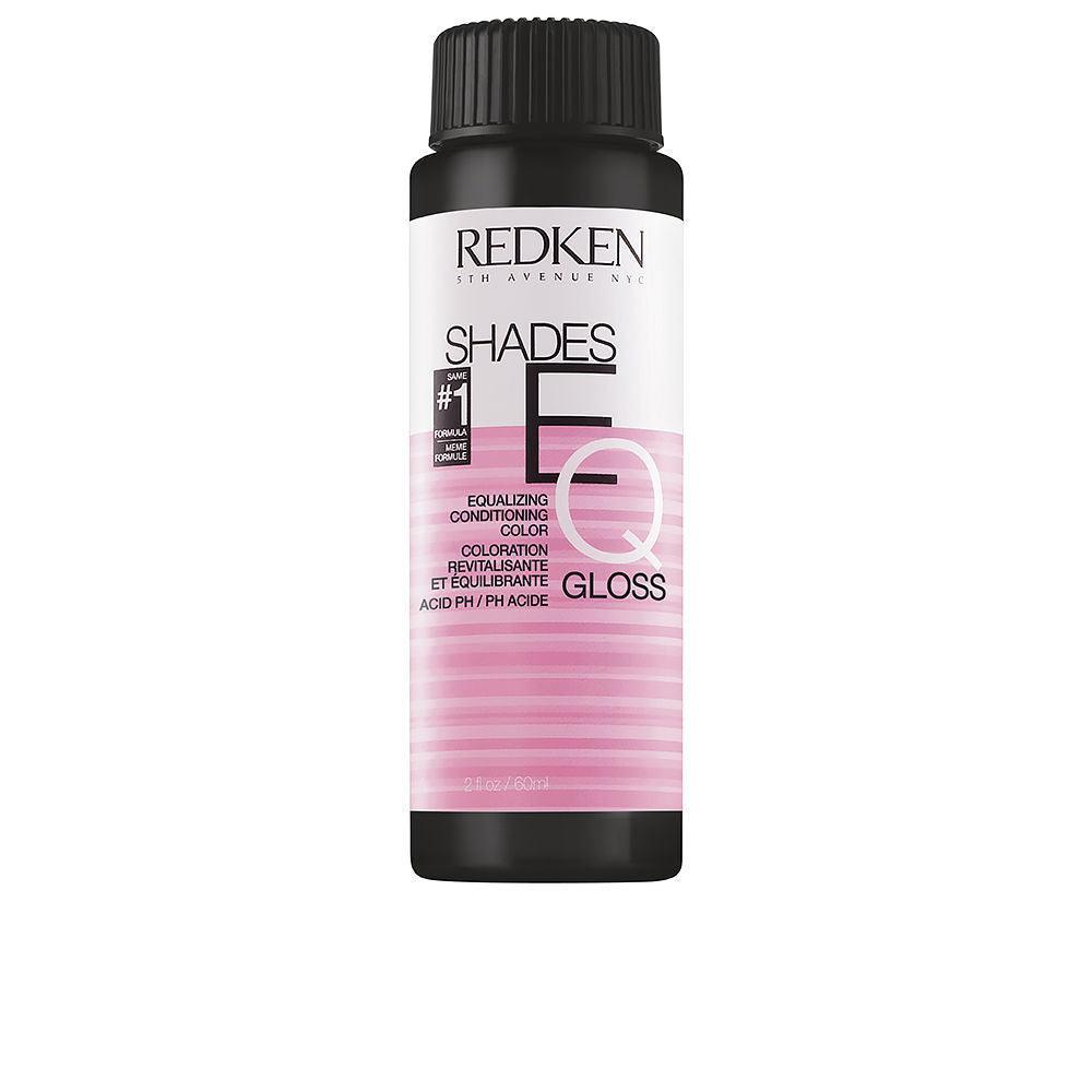 REDKEN SHADES EQ in Flame Red Red , Hair by REDKEN. Merkmale: . Verfügbar bei ParfümReich.