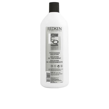 REDKEN SHADES EQ gloss processing solution 1000 ml in , Hair by REDKEN. Merkmale: . Verfügbar bei ParfümReich.