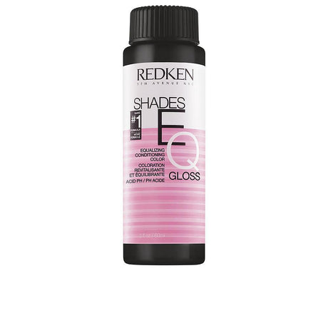 REDKEN SHADES EQ violet kicker 60 ml in , Hair by REDKEN. Merkmale: . Verfügbar bei ParfümReich.
