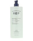 REF WEIGHTLESS VOLUME shampoo in 1000 ml , Hair by REF. Merkmale: . Verfügbar bei ParfümReich.