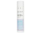 REVLON RE-START balance anti dandruff shampoo in 250 ml , Hair by REVLON. Merkmale: . Verfügbar bei ParfümReich.