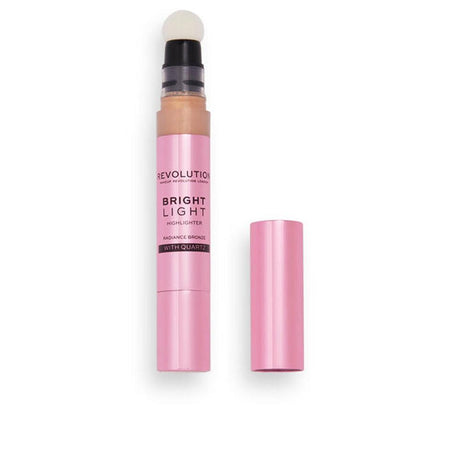 REVOLUTION MAKE UP BRIGHT LIGHT highlighter in Radiance Bronze , Makeup by REVOLUTION MAKE UP. Merkmale: . Verfügbar bei ParfümReich.