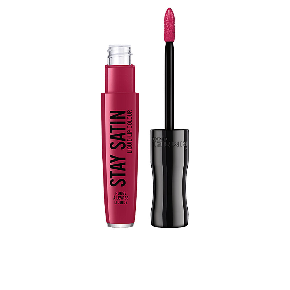 RIMMEL LONDON STAY SATIN liquid lip color 5.5 ml in Rad , Makeup by RIMMEL LONDON. Merkmale: . Verfügbar bei ParfümReich.