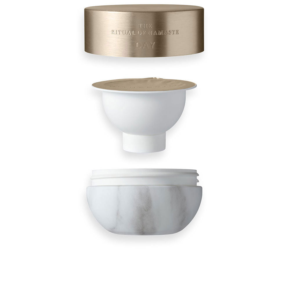 RITUALS THE RITUAL OF NAMASTE ageless firming day cream refill 50 ml in , Facial Cosmetics by RITUALS. Merkmale: . Verfügbar bei ParfümReich.