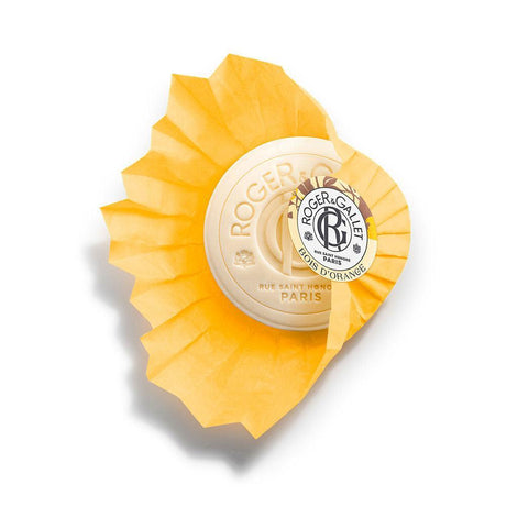 ROGER & GALLET wellness and scented soap 100 gr in Bois d'Orange , Hygiene by ROGER & GALLET. Merkmale: . Verfügbar bei ParfümReich.