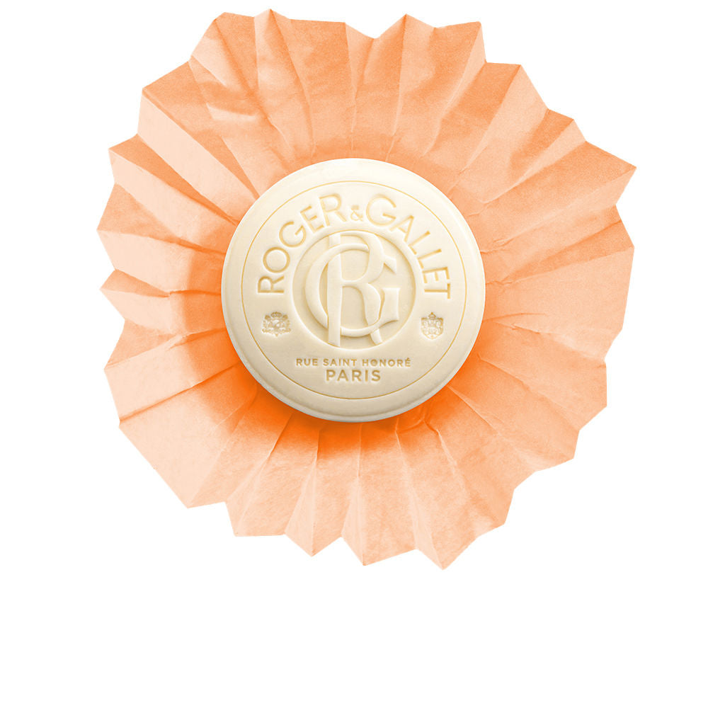 ROGER &amp; GALLET wellness and scented soap 100 gr in Œillet Mignardise , Hygiene by ROGER &amp; GALLET. Merkmale: . Verfügbar bei ParfümReich.