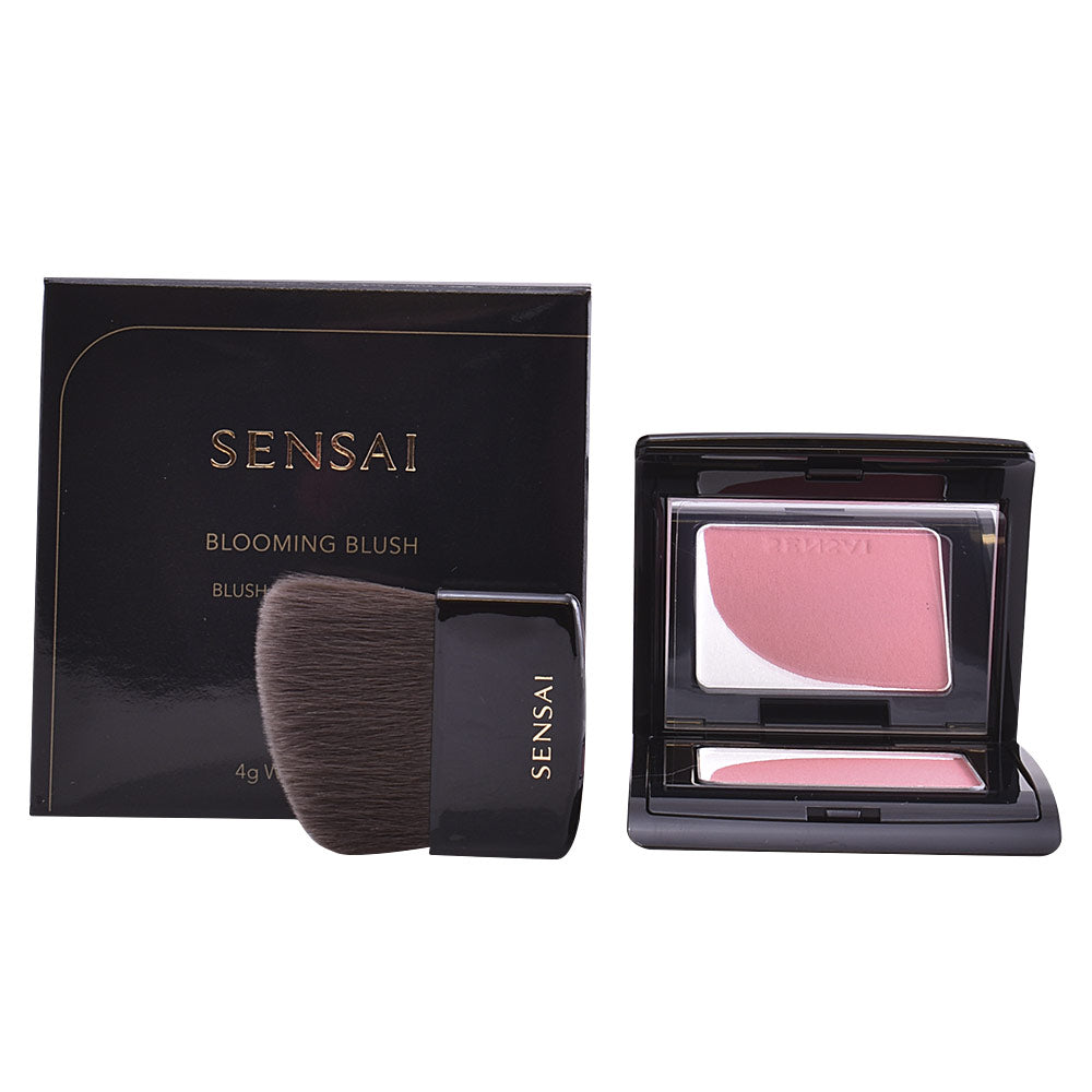 SENSAI BLOOMING blush 4 gr in Mauve , Makeup by SENSAI. Merkmale: . Verfügbar bei ParfümReich.