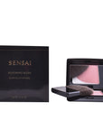 SENSAI BLOOMING blush 4 gr in Peach , Makeup by SENSAI. Merkmale: . Verfügbar bei ParfümReich.