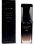 SENSAI FLAWLESS SATIN moisture foundation 30 ml in Brown Beige , Makeup by SENSAI. Merkmale: . Verfügbar bei ParfümReich.