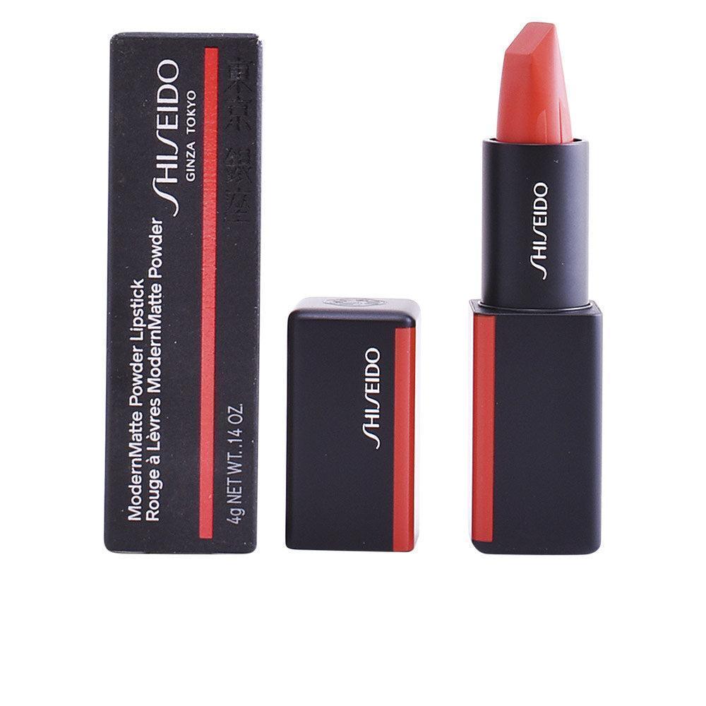 SHISEIDO MODERNMATTE powder lipstick in 509/Flame , Makeup by SHISEIDO. Merkmale: . Verfügbar bei ParfümReich.