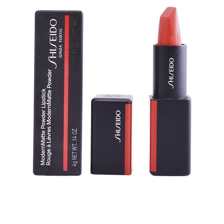 SHISEIDO MODERNMATTE powder lipstick in 509/Flame , Makeup by SHISEIDO. Merkmale: . Verfügbar bei ParfümReich.