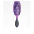 THE WET BRUSH PROFESSIONAL PRO shine enhancer in Purple , Hair by THE WET BRUSH. Merkmale: . Verfügbar bei ParfümReich.