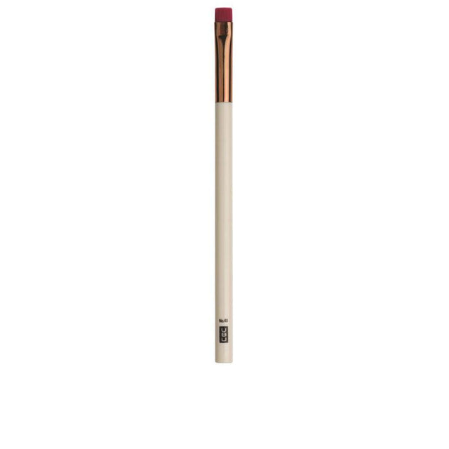 UBU - URBAN BEAUTY UNITED LIPPETY STICK lip brush 1 u in , Makeup by UBU - URBAN BEAUTY UNITED. Merkmale: . Verfügbar bei ParfümReich.