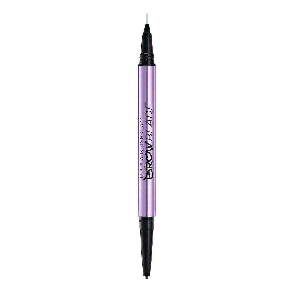 URBAN DECAY BROW BLADE eyebrow pencil in DARK DRAPES , Makeup by URBAN DECAY. Merkmale: . Verfügbar bei ParfümReich.