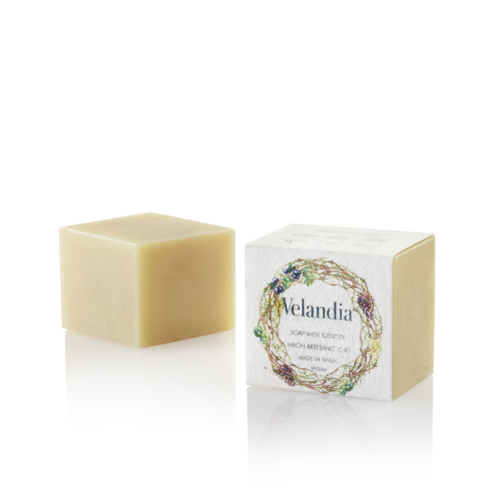 VELANDIA BODY SOAP 100 gr in , Hygiene by VELANDIA. Merkmale: . Verfügbar bei ParfümReich.