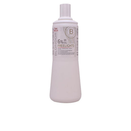 WELLA PROFESSIONALS BLONDOR FREELIGHTS developer 6% 1000 ml in , Hair by WELLA PROFESSIONALS. Merkmale: . Verfügbar bei ParfümReich.