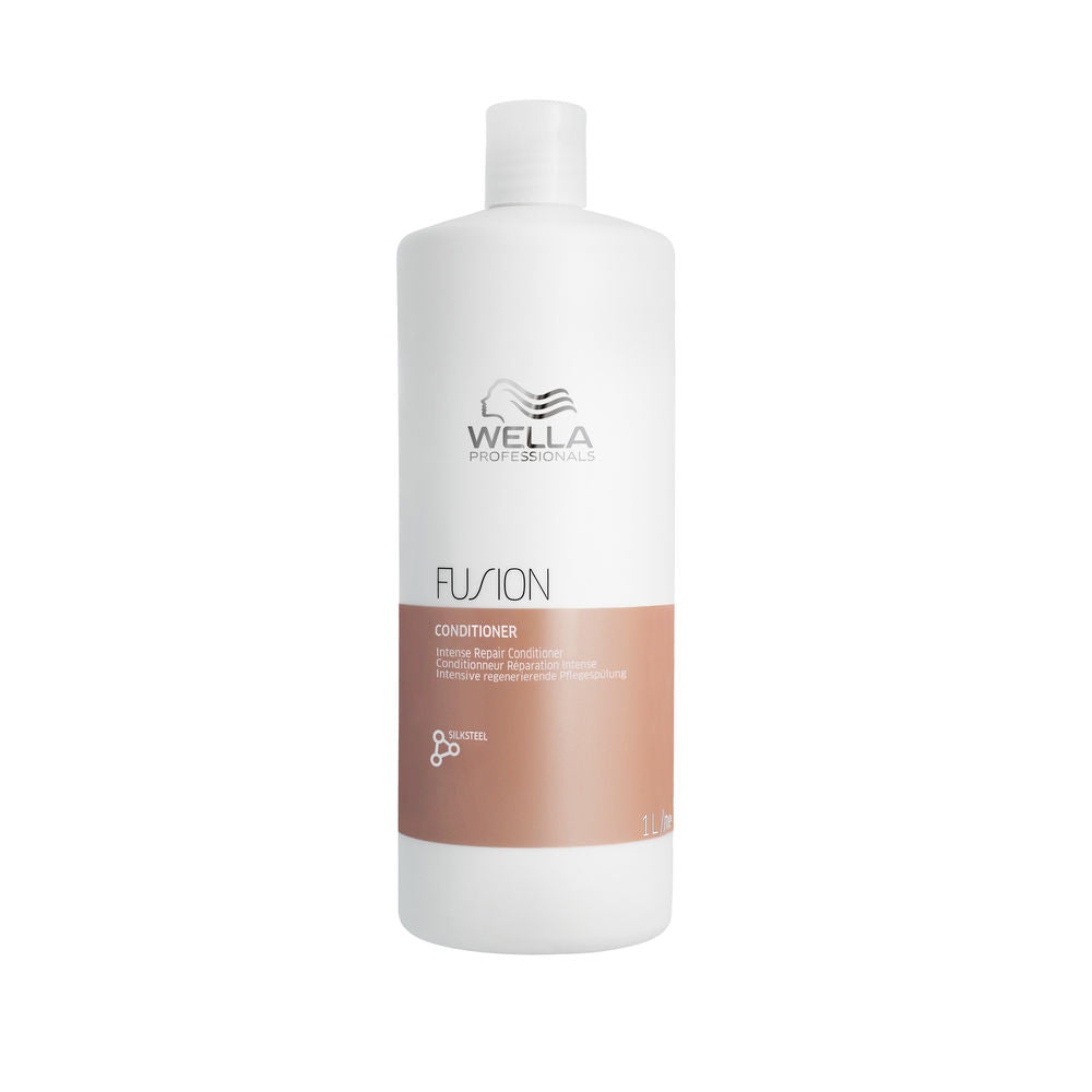 WELLA PROFESSIONALS FUSION Intense Repair Conditioner for Damaged Hair in 1000 ml , Hair by WELLA PROFESSIONALS. Merkmale: . Verfügbar bei ParfümReich.