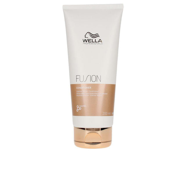 WELLA PROFESSIONALS FUSION Intense Repair Conditioner for Damaged Hair in 200 ml , Hair by WELLA PROFESSIONALS. Merkmale: . Verfügbar bei ParfümReich.
