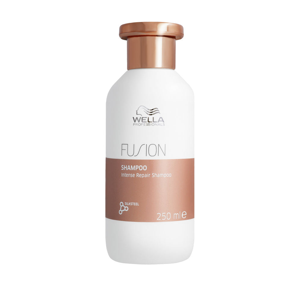 WELLA PROFESSIONALS FUSION Intense Repair Shampoo for Damaged Hair 250 ml in , Hair by WELLA PROFESSIONALS. Merkmale: . Verfügbar bei ParfümReich.