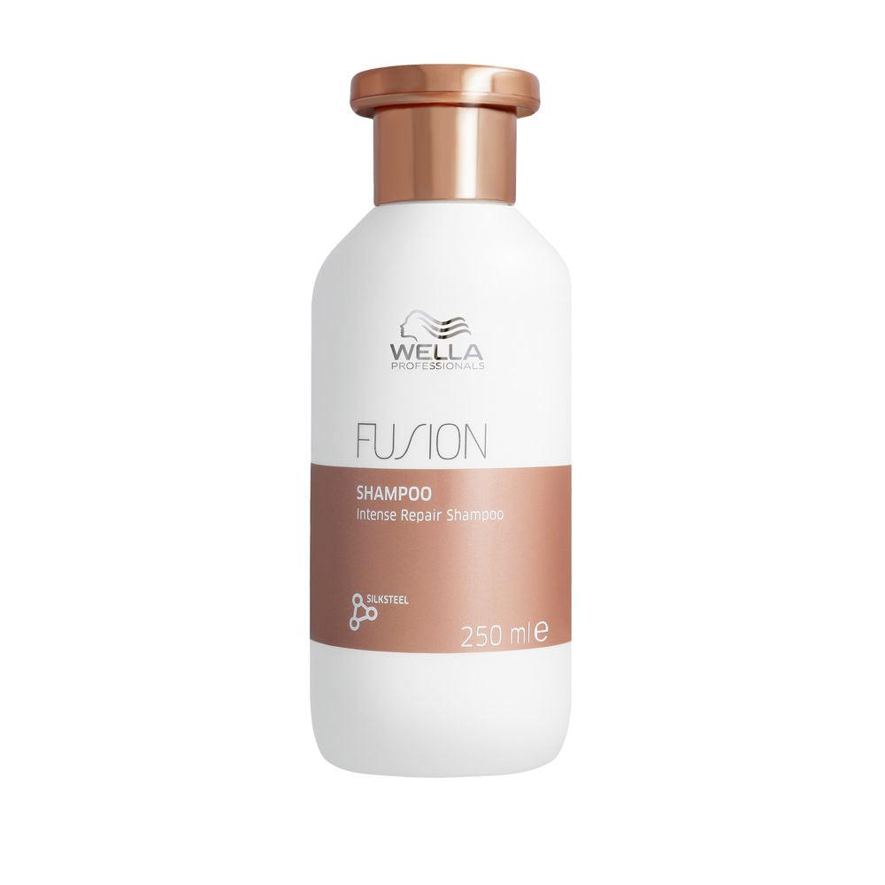 WELLA PROFESSIONALS FUSION Intense Repair Shampoo for Damaged Hair 250 ml in , Hair by WELLA PROFESSIONALS. Merkmale: . Verfügbar bei ParfümReich.
