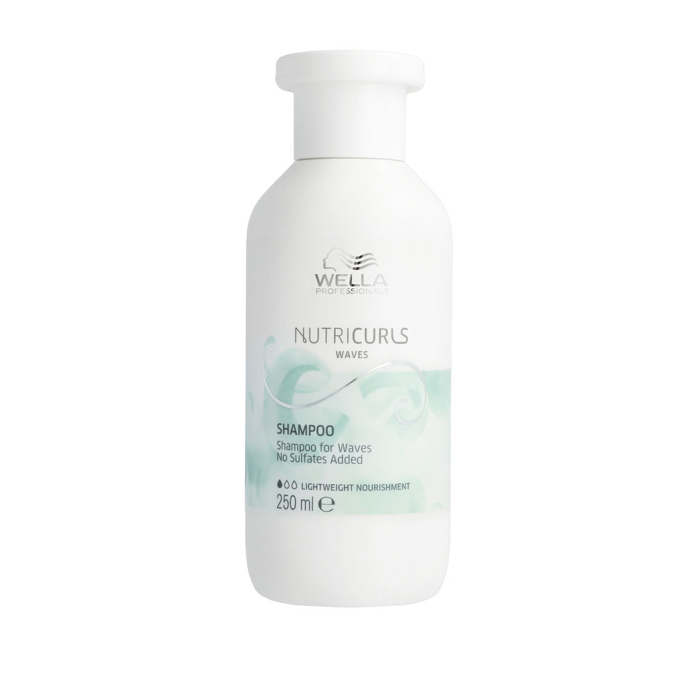 WELLA PROFESSIONALS NUTRICURLS Hair Shampoo with Curls and Waves 250 ml in , Hair by WELLA PROFESSIONALS. Merkmale: . Verfügbar bei ParfümReich.