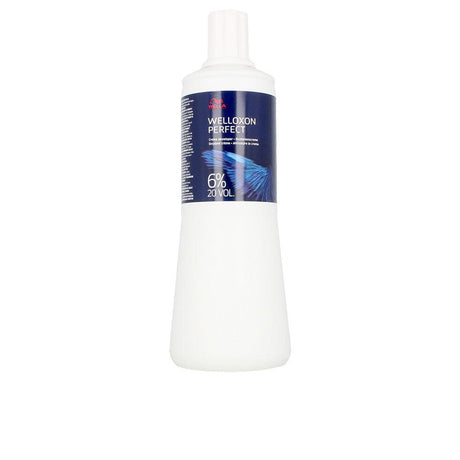WELLA PROFESSIONALS WELLOXON PERFECT 6% 20 vol 1000 ml in , Hair by WELLA PROFESSIONALS. Merkmale: . Verfügbar bei ParfümReich.