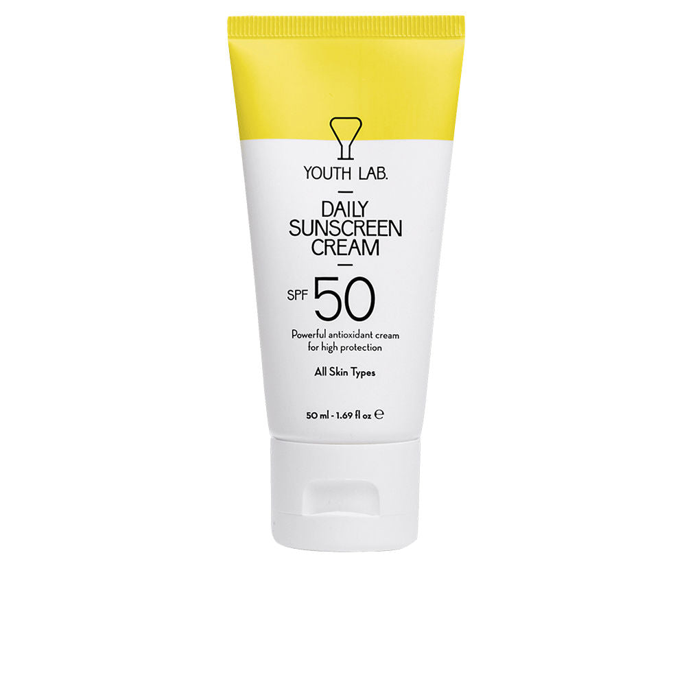 YOUTH LAB DAILY SUNSCREEN CREAM all skin types SPF50 50 ml in , Sun Care by YOUTH LAB. Merkmale: . Verfügbar bei ParfümReich.